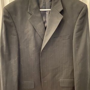 Men's single breasted wool suit